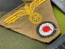 Lade das Bild in den Galerie-Viewer, WW2 German Army M43 Tropical Cap Badge
