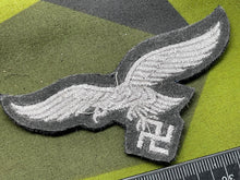 Charger l'image dans la galerie, WW2 German Luftwaffe Cloth Badge
