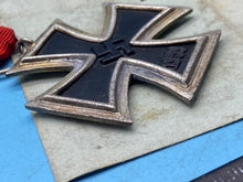 Charger l&#39;image dans la galerie, WW2 German Army Iron Cross 2nd Class Reproduction
