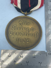 Load image into Gallery viewer, Original WW2 German Army War Merit Medal
