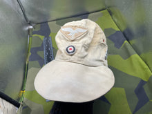 Lade das Bild in den Galerie-Viewer, WW2 German Luftwaffe Afrika Korps Luftwaffe Ski Cap

