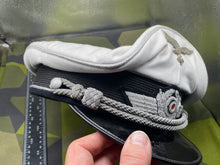 Load image into Gallery viewer, WW2 German Luftwaffe Officer&#39;s Summer Peaked Cap
