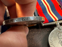 Charger l&#39;image dans la galerie, Original WW1 Military Medal &amp; Territorial Medal 5 Medal Group. British Army Hampshire Regiment
