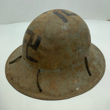 Charger l'image dans la galerie, Original WW2 British Home Front Civilian Zuckerman Helmet
