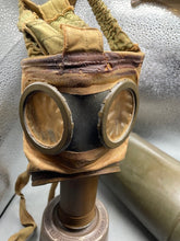 Charger l'image dans la galerie, Original WW2 French Army Gas Mask in Tin - in Superb Condition
