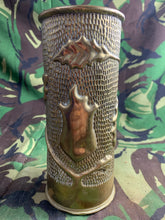 Lade das Bild in den Galerie-Viewer, Original WW1 Trench Art Shell Case Vase Pair - Oak Leaf Design
