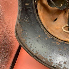 Charger l&#39;image dans la galerie, Original WW2 German Luftshutz Civil Defence Helmet - Complete
