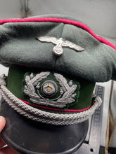 Lade das Bild in den Galerie-Viewer, WW2 German Army Artillery Officer's Cap - The Militaria Shop
