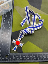 Lade das Bild in den Galerie-Viewer, WW2 German Home Front Mother&#39;s Cross - in Bronze

