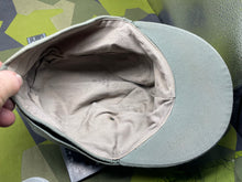 Lade das Bild in den Galerie-Viewer, WW2 German SS Ski Cap with Skull Badge
