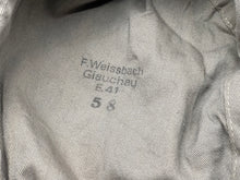 Lade das Bild in den Galerie-Viewer, WW2 German SS Ski Cap with Skull Badge
