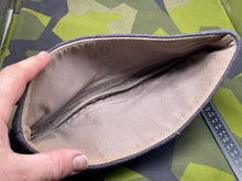 Lade das Bild in den Galerie-Viewer, WW2 Luftwaffe Enlisted Mans Side Cap with Insignia
