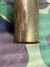 Charger l&#39;image dans la galerie, Original WW1 Trench Art Shell Case Vase / Pencil Pot - Initials - A.C / C.A
