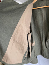 Lade das Bild in den Galerie-Viewer, WW2 German Army Afrka Korps Assault Gunner&#39;s Wrapover Tunic
