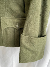 Lade das Bild in den Galerie-Viewer, WW2 German Army M36 Tunic with Insignia
