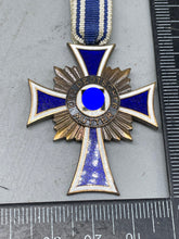 Charger l'image dans la galerie, Original WW2 German Mother's Cross - The Militaria Shop
