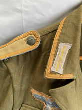 Lade das Bild in den Galerie-Viewer, WW2 German Army Afrika Korps Tunic with Insignia
