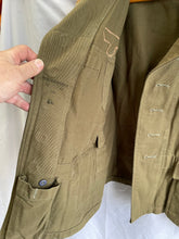 Lade das Bild in den Galerie-Viewer, WW2 German Army Afrika Korps Tunic with Insignia
