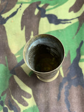 Charger l&#39;image dans la galerie, Original WW1 Trench Art Shell Case Vase / Pencil Pot - Named - Yvonne
