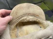 Lade das Bild in den Galerie-Viewer, WW2 Luftwaffe Winter Fur Hat with Insignia
