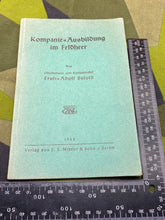 Charger l&#39;image dans la galerie, 1942 Dated Kompanie-Ausbildung im Feldheer Book - Ernst-Adolf Busold
