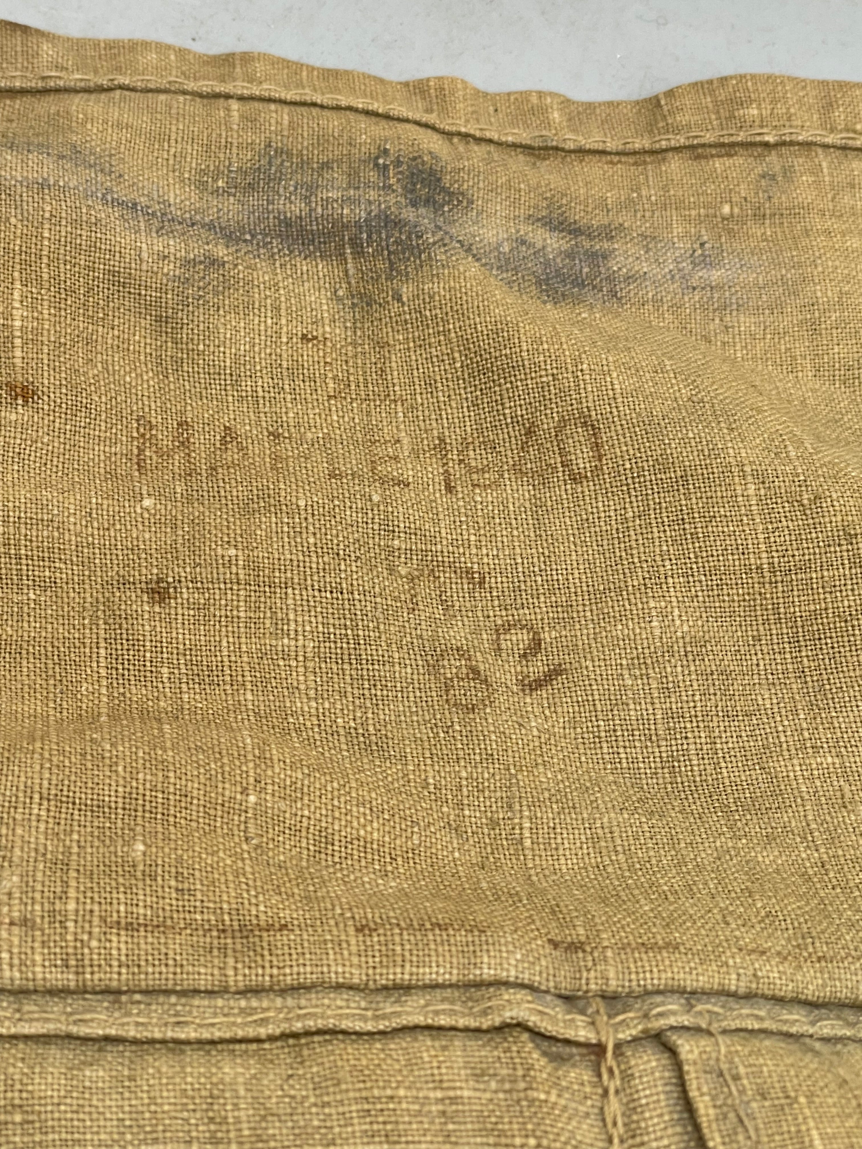 British Army Soldier Gas Mask GSR Respirator - Original 1940 Dated Bag - The Militaria Shop