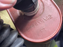 Lade das Bild in den Galerie-Viewer, Original MINT Condition WW2 British Army GSR Gas Mask &amp; Bag Set
