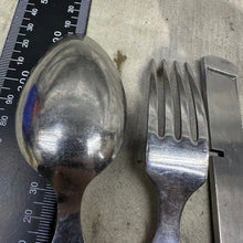 Lade das Bild in den Galerie-Viewer, Original WW2 German Army Mess Kit - Knife, Fork &amp; Spoon Set
