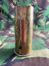 Charger l&#39;image dans la galerie, Original WW1 Trench Art Shell Case Vase / Pencil Pot - Germaine
