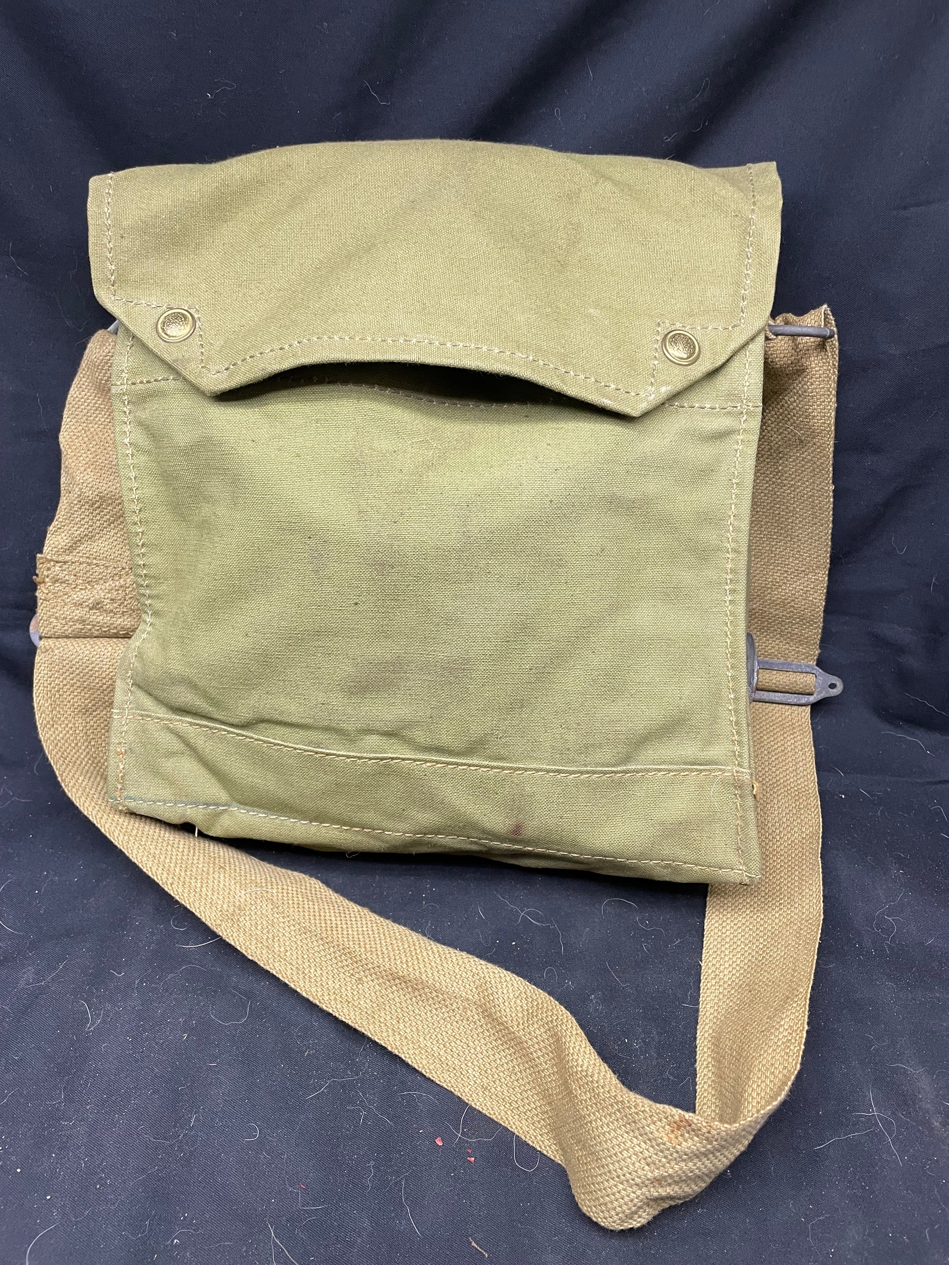 WW2 British Army Gas Mask Set - Long Canvas Hose Variation for Drivers etc - The Militaria Shop