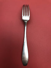 Charger l&#39;image dans la galerie, Original WW2 German Luftwaffe Officers Mess Cutlery Fork
