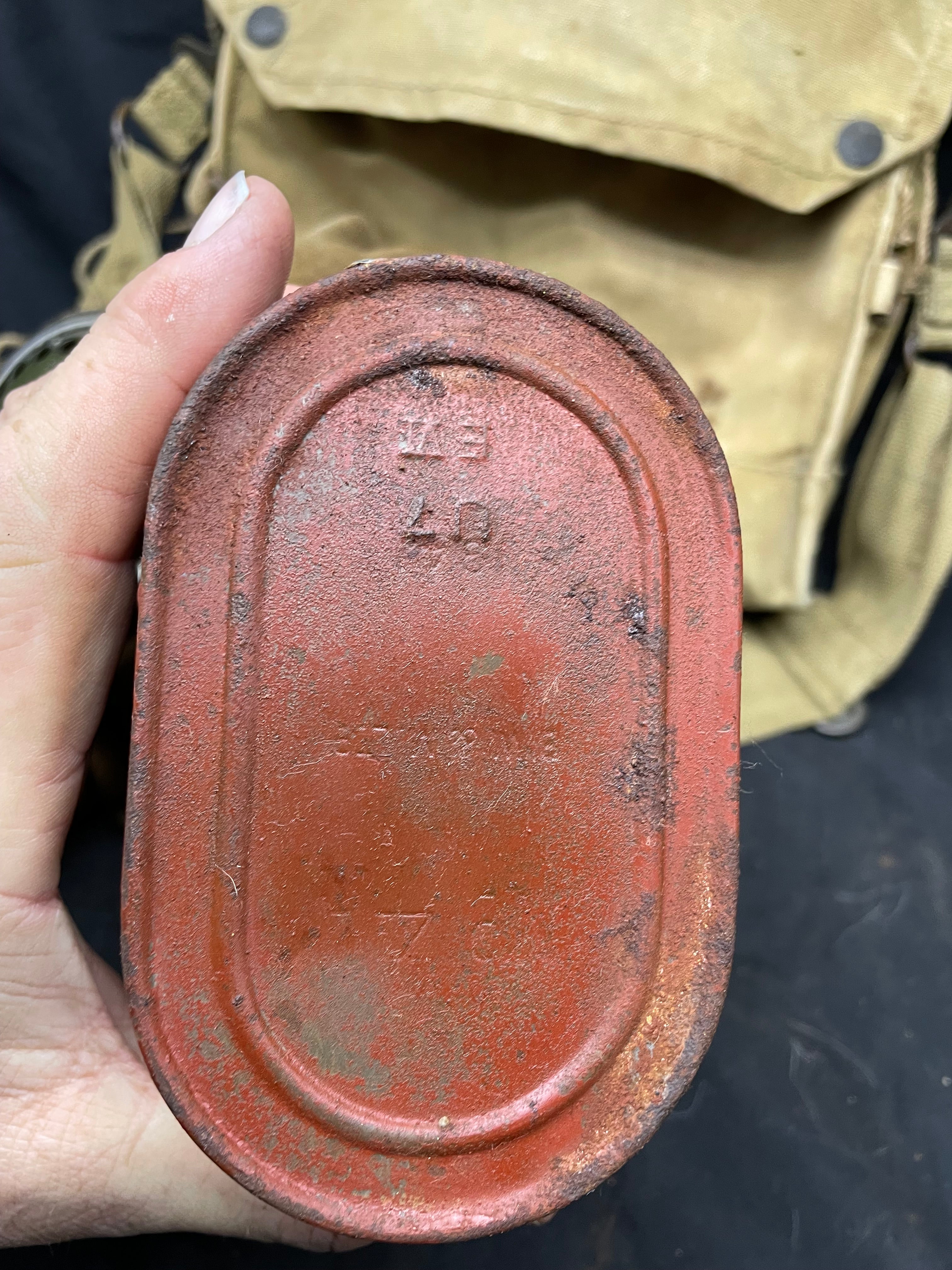 Original WW2 British Army General Service Respirator & Bag in excellent condition - The Militaria Shop