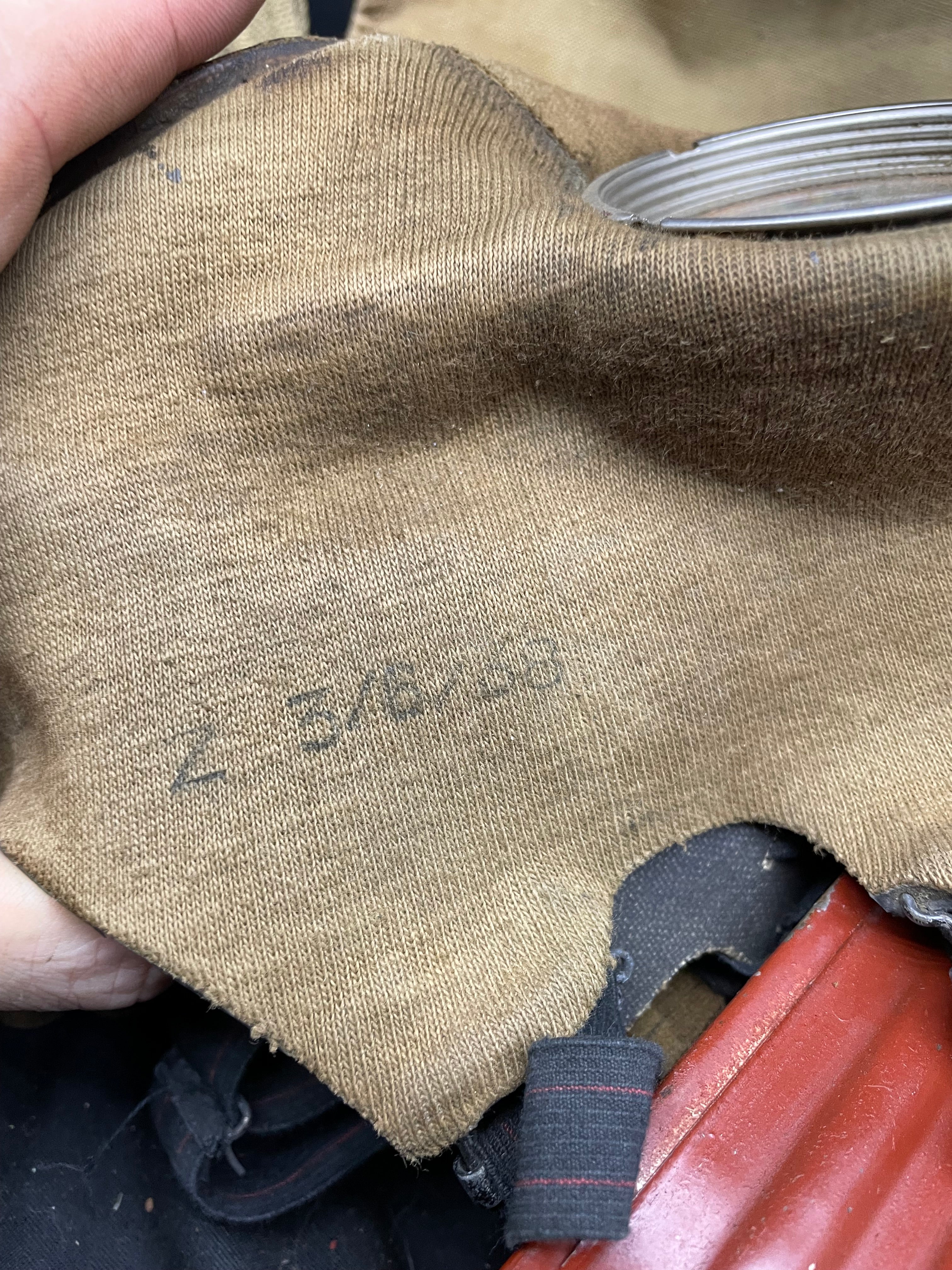 Original WW2 British Army General Service Respirator & Bag in excellent condition - The Militaria Shop