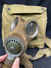 Load image into Gallery viewer, Original WW2 British Army General Service Respirator &amp; Bag in excellent condition - The Militaria Shop
