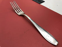 Charger l&#39;image dans la galerie, Original WW2 German Luftwaffe Officers Mess Cutlery Fork
