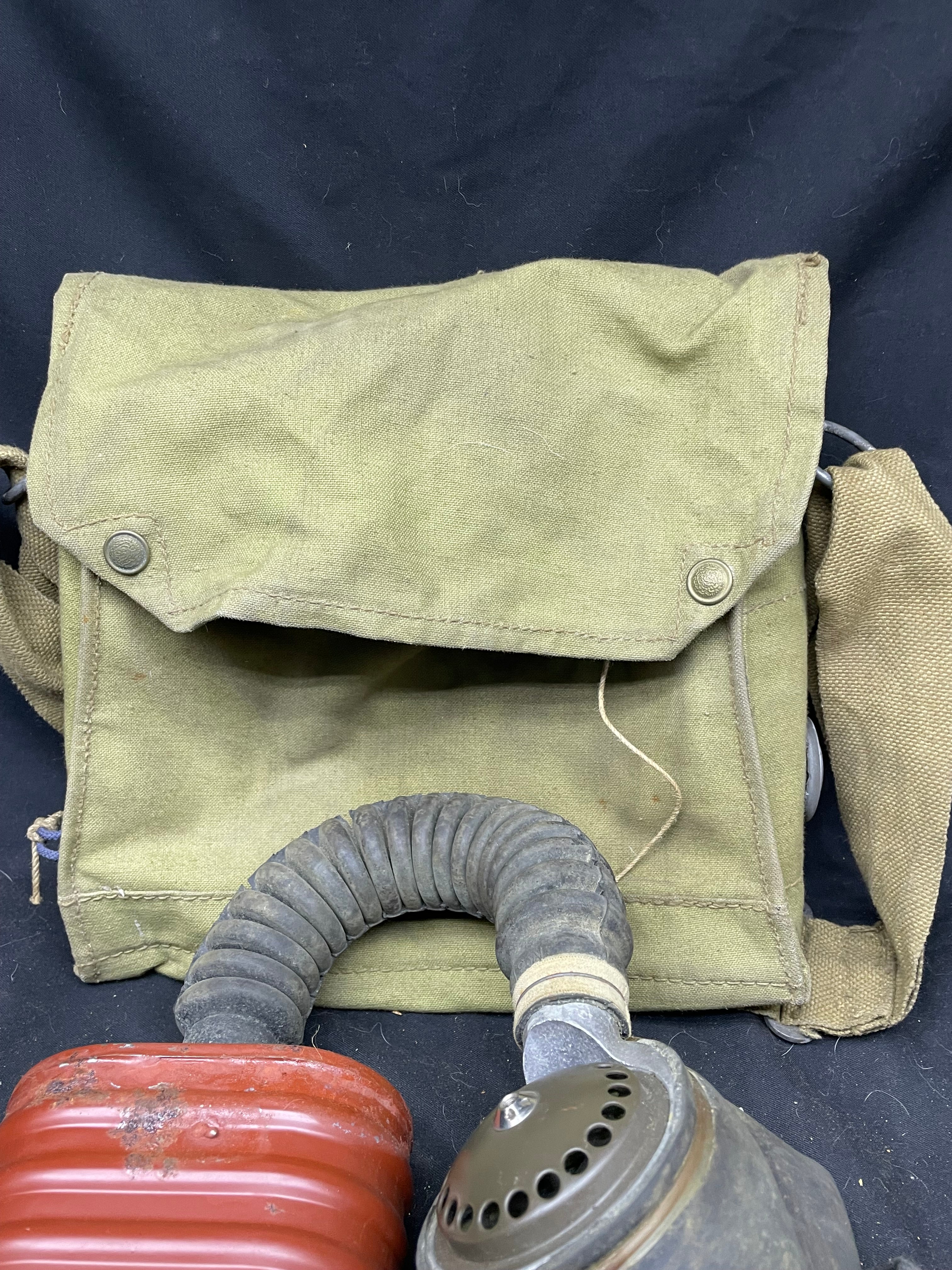 Original WW2 British Army General Service Respirator & Bag in excellent condition - The Militaria Shop