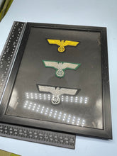 Charger l&#39;image dans la galerie, WW2 German Army Framed Eagle Badges
