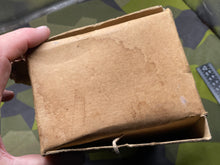 Lade das Bild in den Galerie-Viewer, Original WW2 British Home Front Civilian Gas Mask in Named Box (Torquay)
