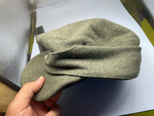 Charger l&#39;image dans la galerie, WW2 German Army M43 Ski Cap - Size 58cm
