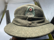 Charger l&#39;image dans la galerie, WW2 German Army M43 Police Ski Cap - Size 58cm
