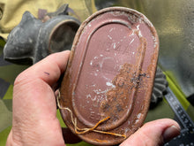 Charger l'image dans la galerie, Original WW2 1942 Dated British Army GSR General Service Respirator Gas Mask Set
