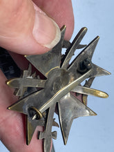 Charger l&#39;image dans la galerie, WW2 German Spanish Cross in Silver
