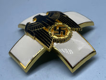 Charger l&#39;image dans la galerie, WW2 German Social Welfare Decoration - 2nd Class
