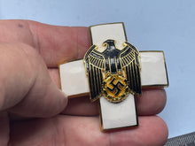 Charger l&#39;image dans la galerie, WW2 German Social Welfare Decoration - 2nd Class

