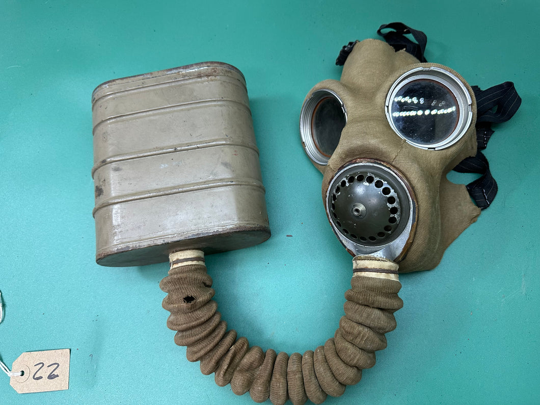Original Early WW2 British Army Soldiers Gas Mask Set