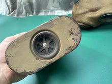 Lade das Bild in den Galerie-Viewer, Original Early WW2 British Army Soldiers Gas Mask Set
