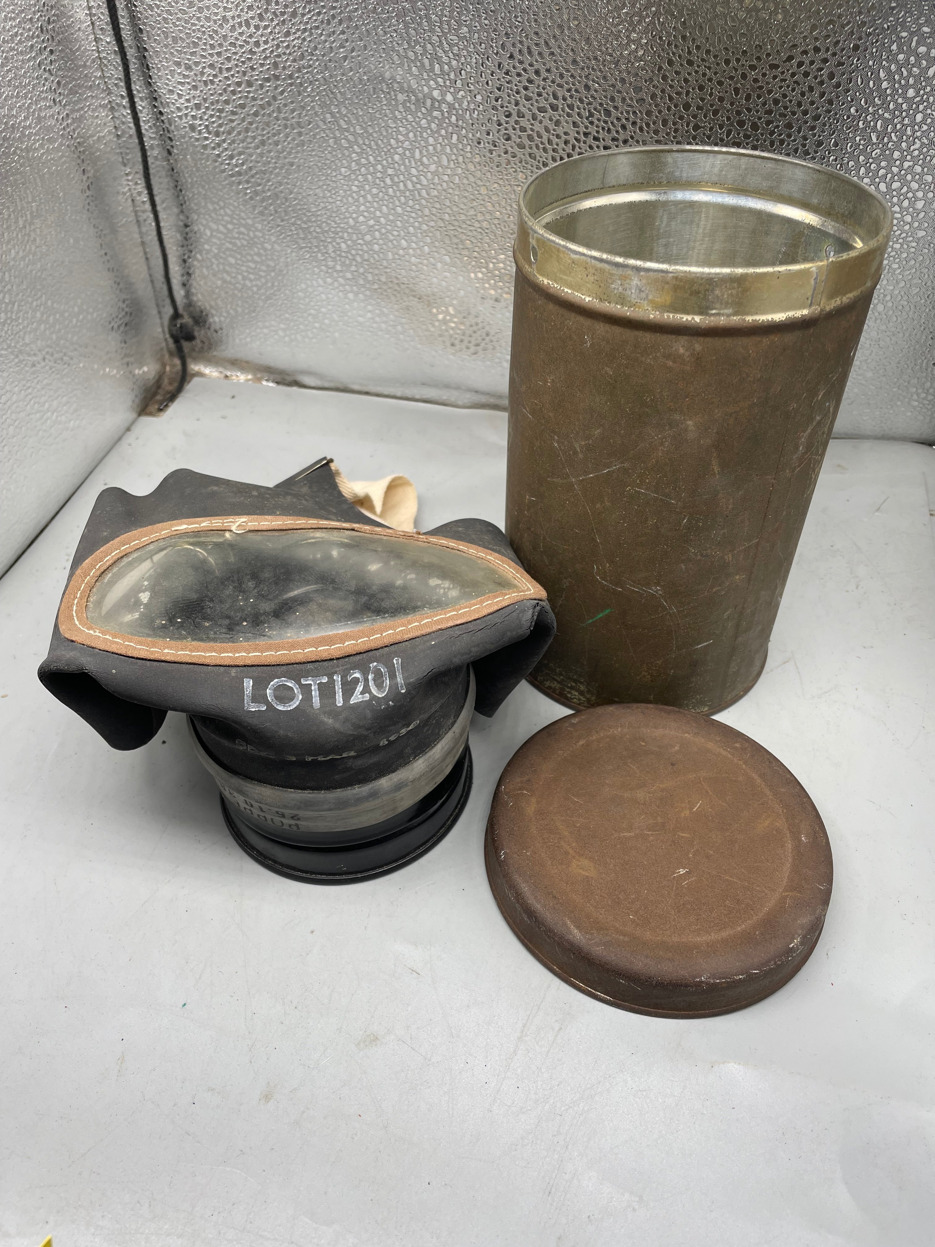 WW2 British Civilian Gas Mask in Private Purchase Carrying Tin - The Militaria Shop