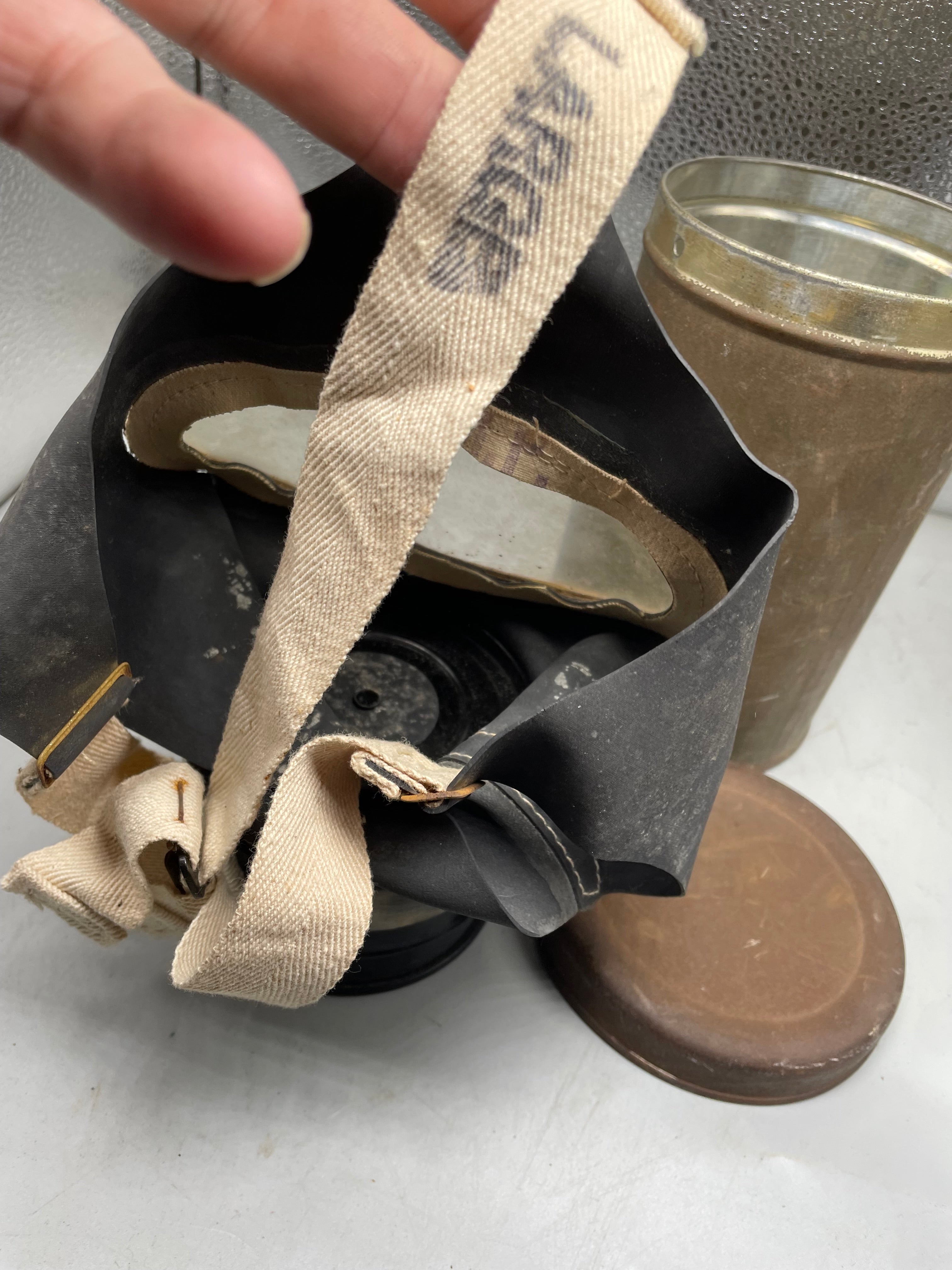 WW2 British Civilian Gas Mask in Private Purchase Carrying Tin - The Militaria Shop