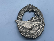 Charger l&#39;image dans la galerie, WW2 German Kriegsmarine Destroyer Badge
