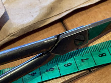 Lade das Bild in den Galerie-Viewer, WW2 German Issue Mercedes Benz Scissors in a Packet
